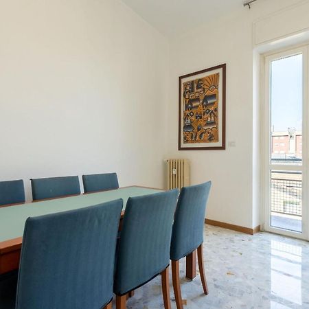 Garibaldi Two Bedrooms By Halldis Milan Bagian luar foto