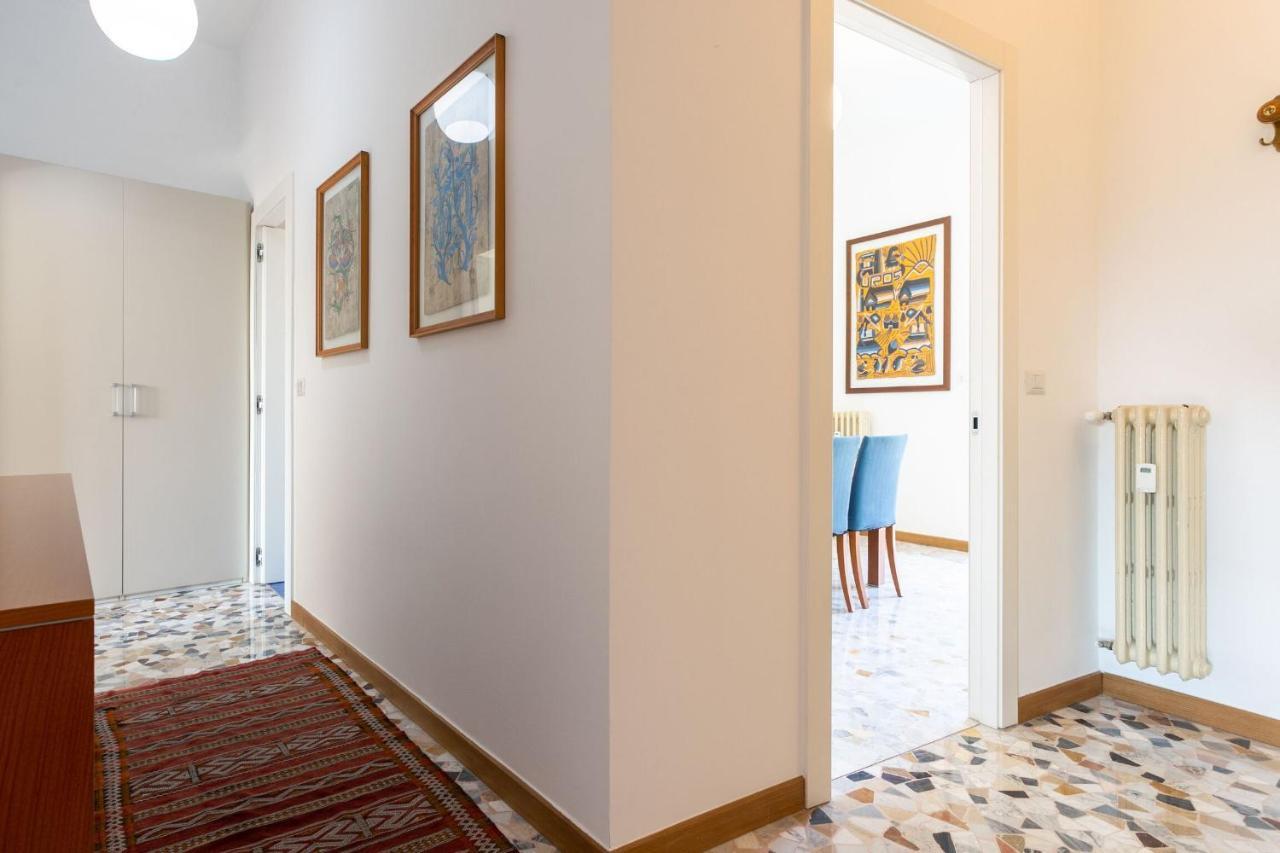 Garibaldi Two Bedrooms By Halldis Milan Bagian luar foto